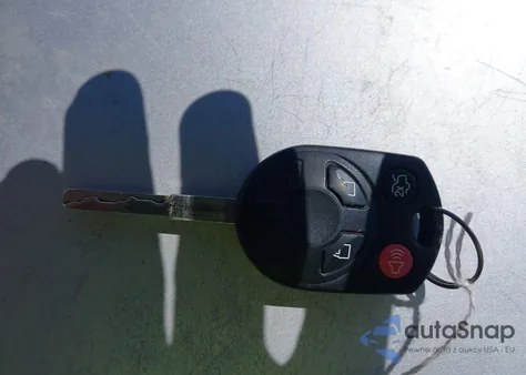 2016 Ford Focus Se z USA, uszkodzony, nr VIN 1FADP3F21GL286169